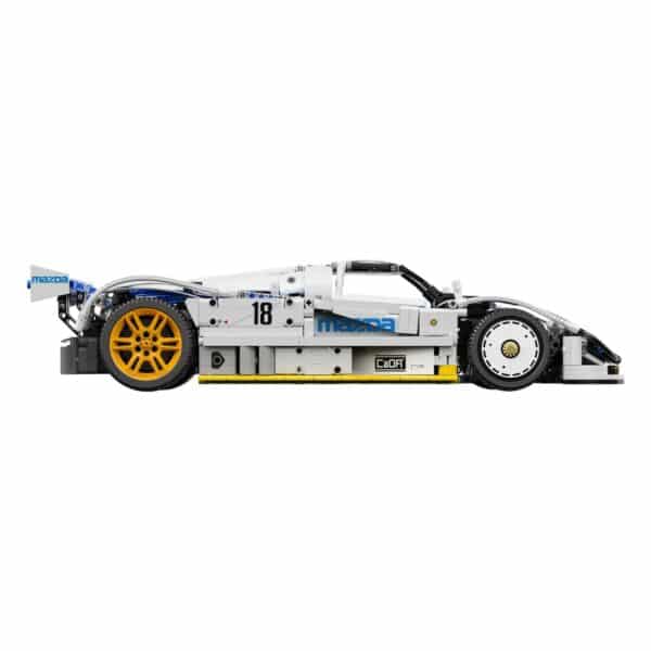 CaDA Mazda 787B (#18) 1/10 (1797 Teile) – Bild 5